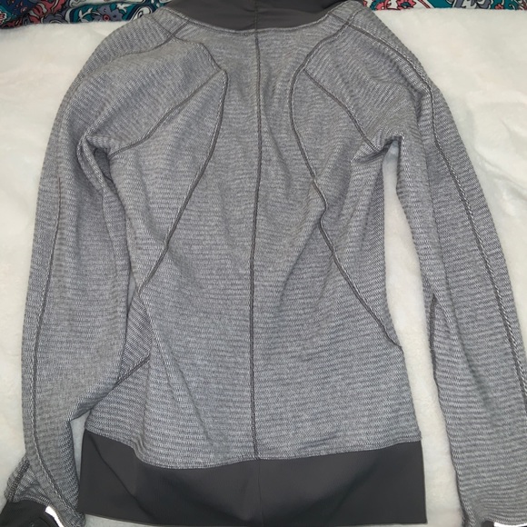 Lululemon Half Zip - Picture 3 of 3
